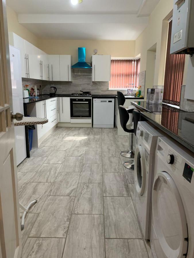 Готель 50 Mayford Road Манчестер Екстер'єр фото